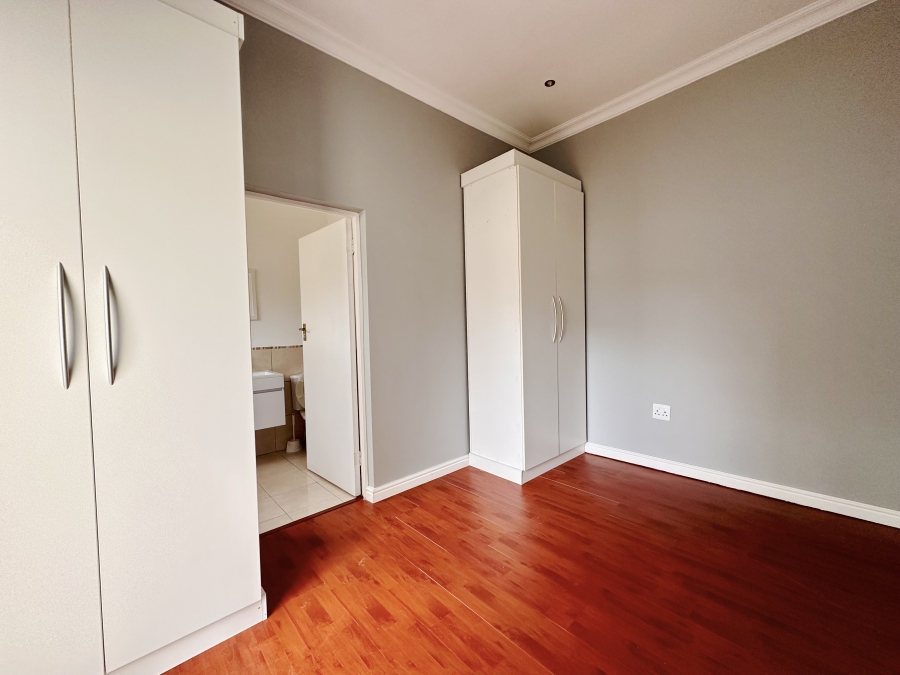 To Let 1 Bedroom Property for Rent in Eversdal Western Cape